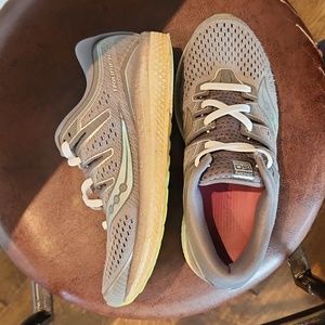 Saucony Triumph ISO 2019
